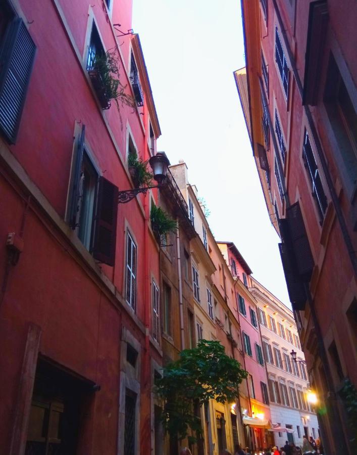 Fontana Di Trevi - Central Apartment In روما المظهر الخارجي الصورة