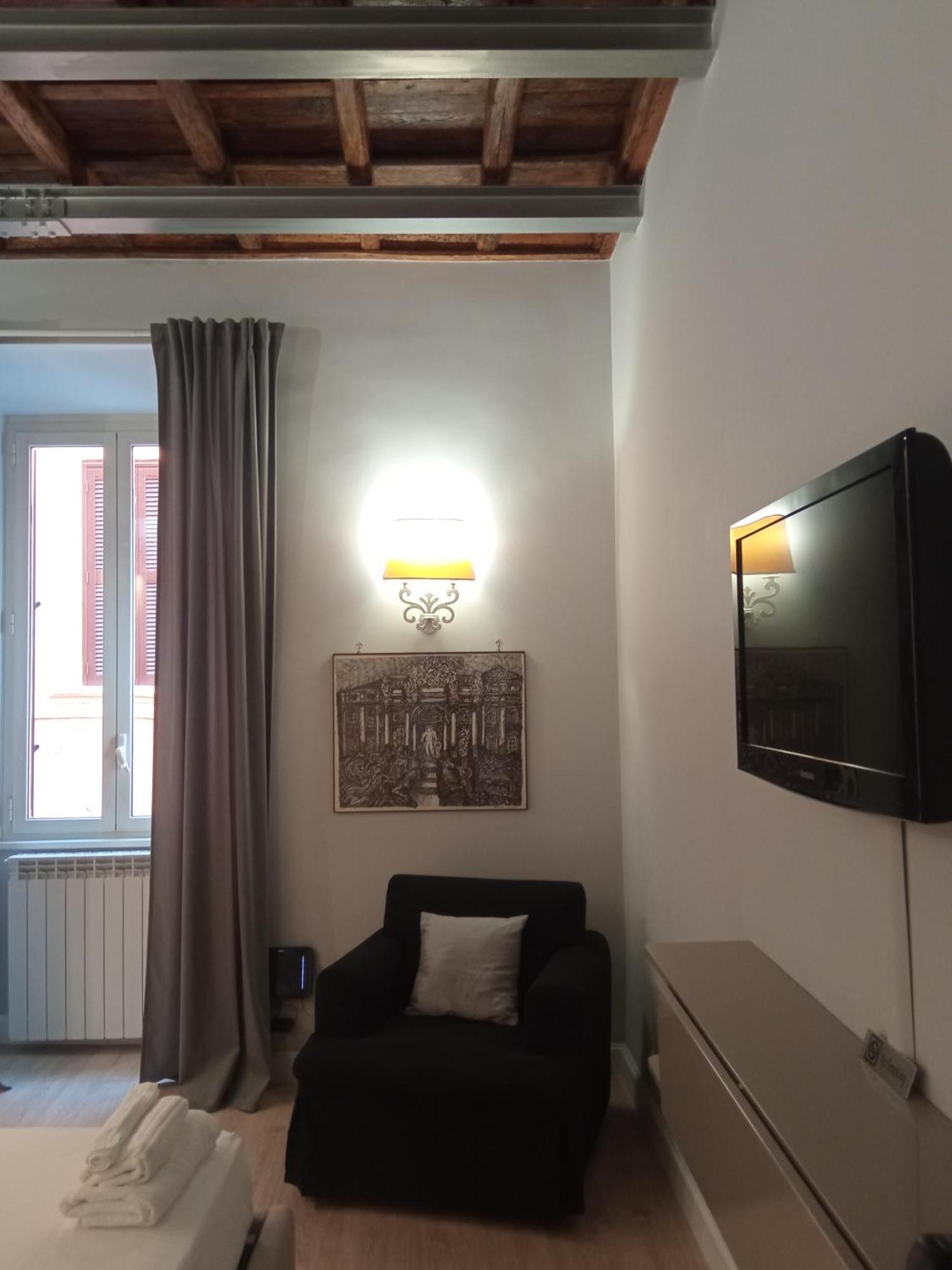 Fontana Di Trevi - Central Apartment In روما المظهر الخارجي الصورة