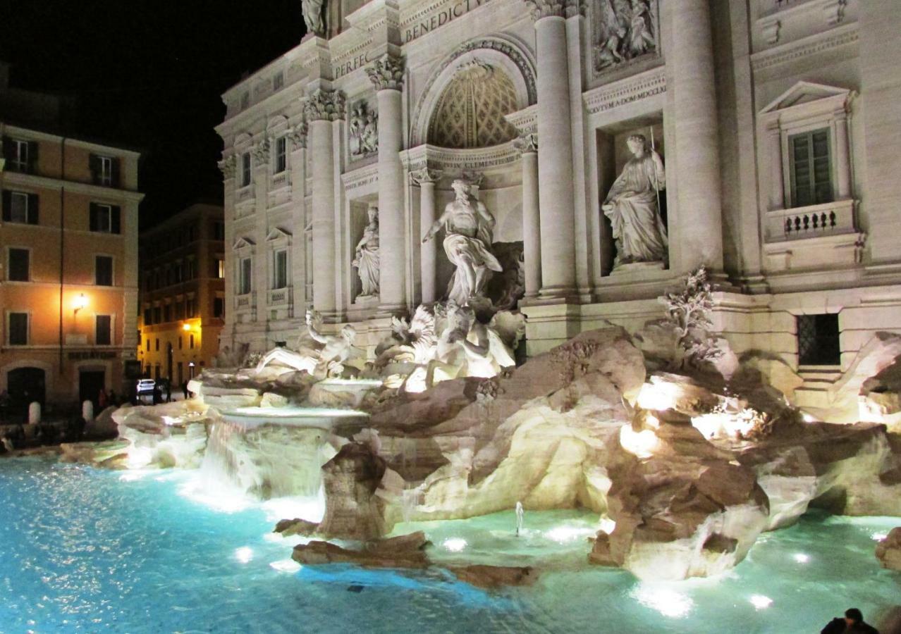 Fontana Di Trevi - Central Apartment In روما المظهر الخارجي الصورة